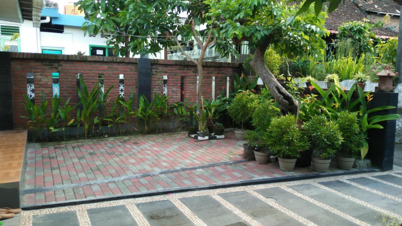 Ngampilan Backpacker Hostel Yogyakarta Exterior foto